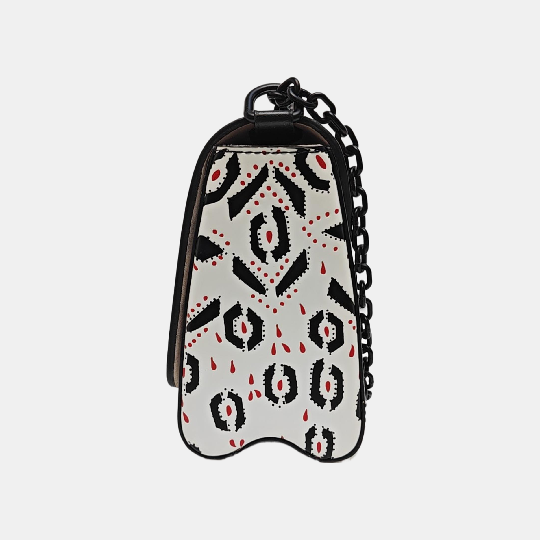 Authenticated pre-owned  Twist MM Calfskin White - Shoulder Bag at Looply