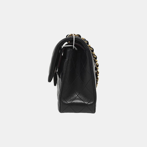 CLASSIC FLAP Small Quilted Lambskin Black