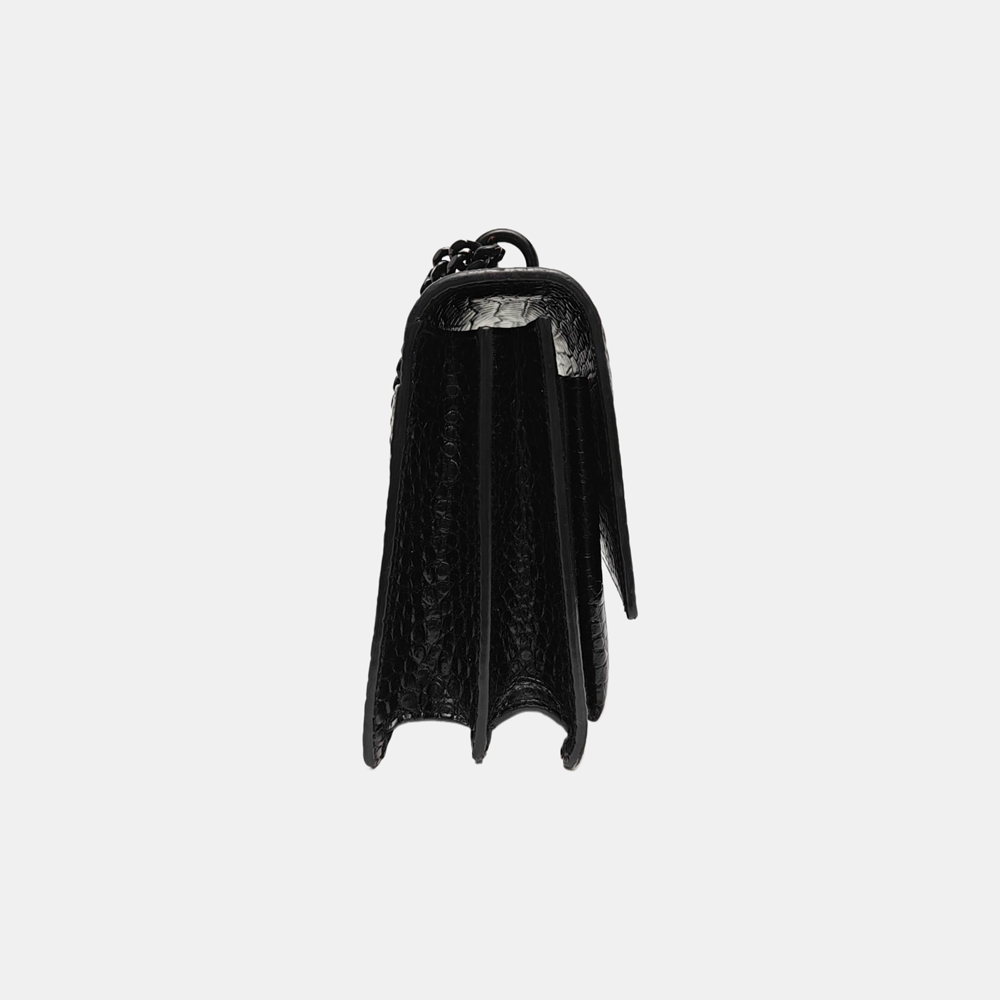SUNSET Medium Calfskin Black