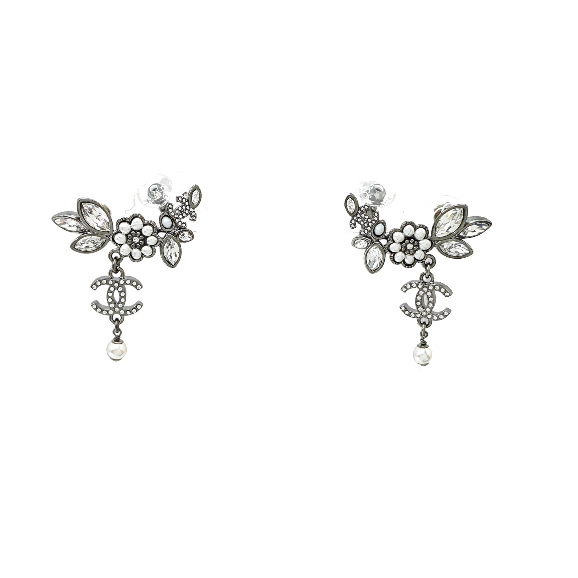 Authenticated pre-owned  Silver-tone Metal Synthetic Crystal Faux Pearl Silver Earring - Earrings at Looply