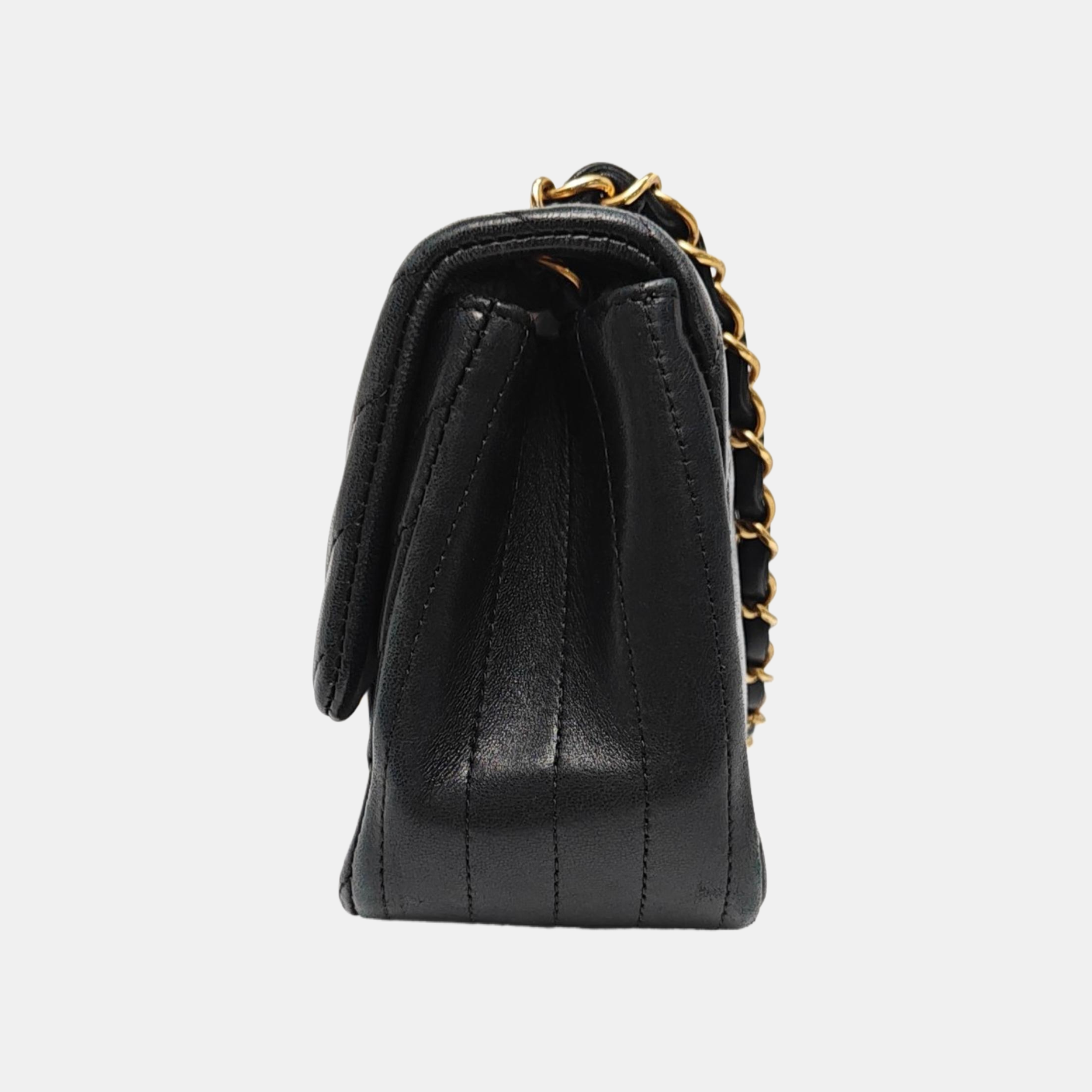 CLASSIC FLAP Mini Chevron Lambskin Black
