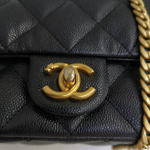 CLASSIC FLAP Mini Quilted Grained Calfskin Black