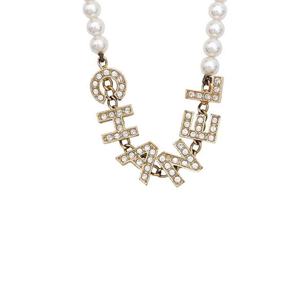 Authenticated pre-owned  Faux Pearl White Necklace - Necklace at Looply