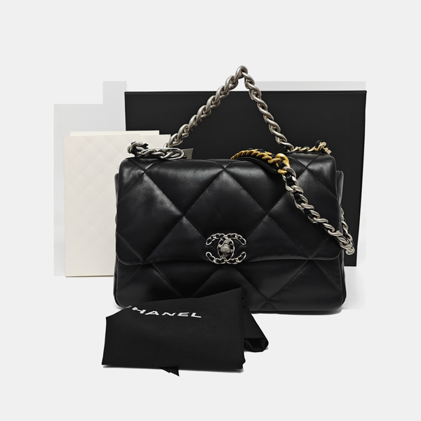 CHANEL 19 Medium Quilted Lambskin Black