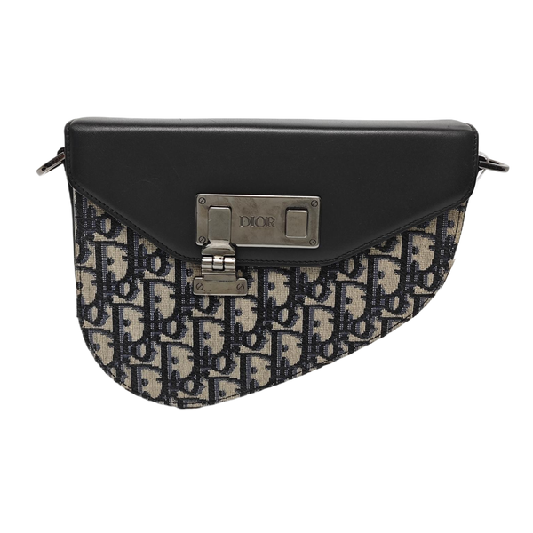 Lock Oblique Canvas Beige