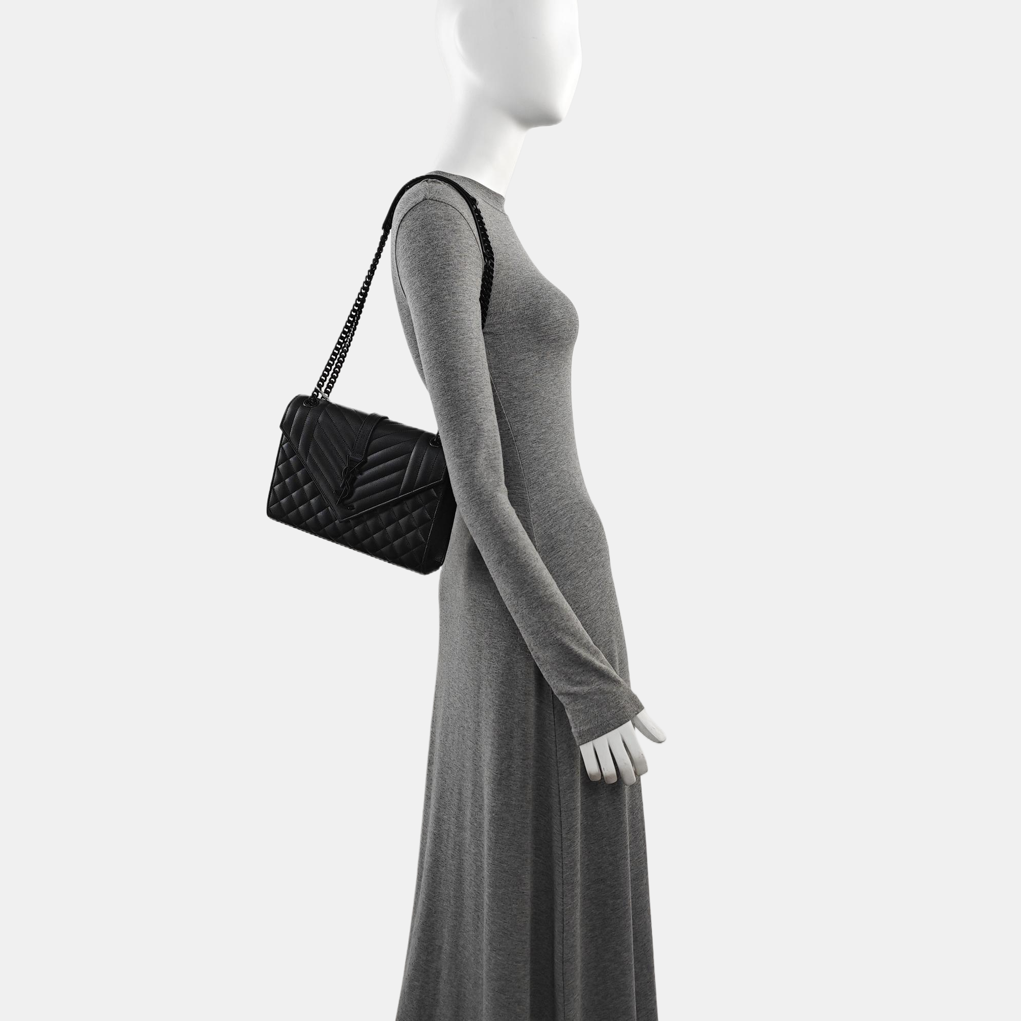 ENVELOPE Medium Quilted Calfskin Black