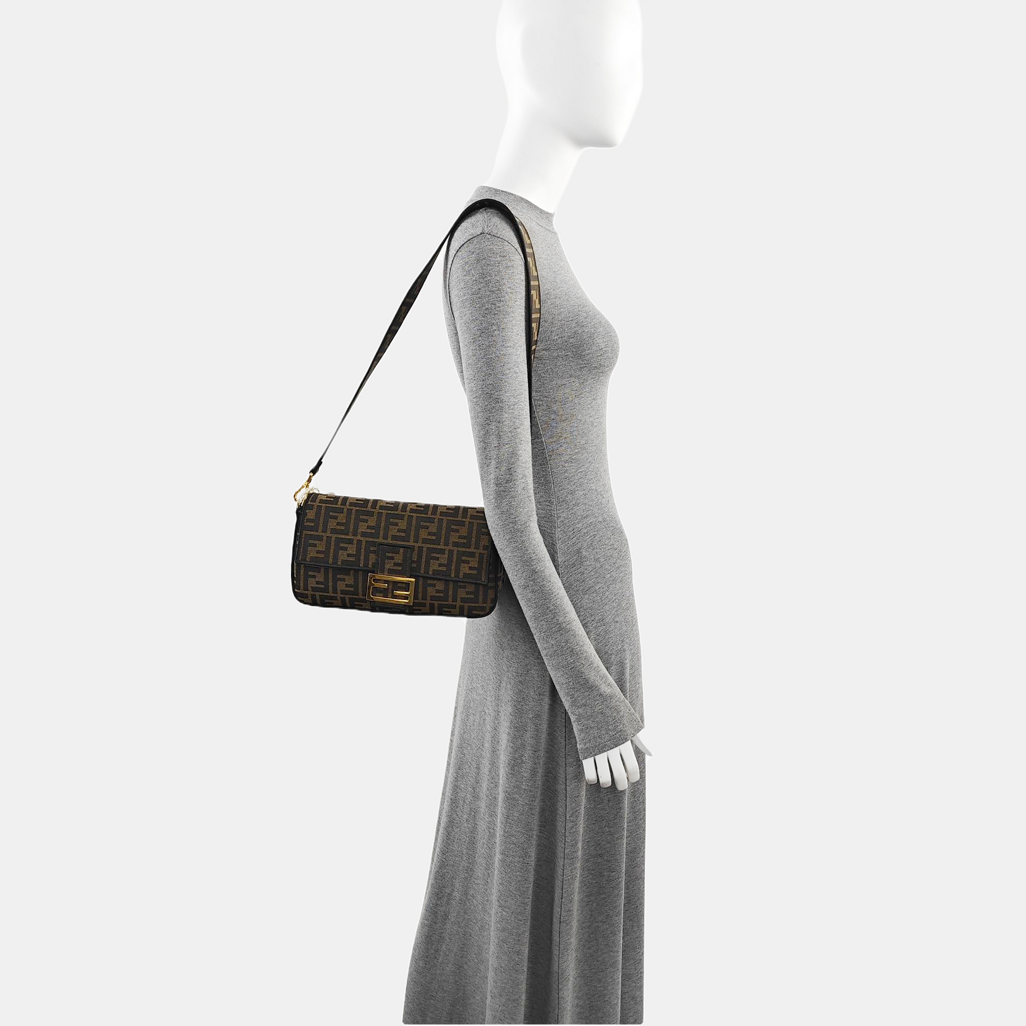 Baguette Medium Canvas Brown
