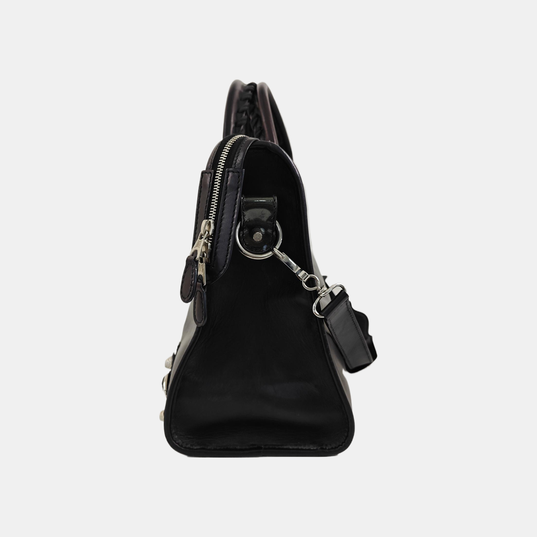 Classic City Medium Calfskin Black