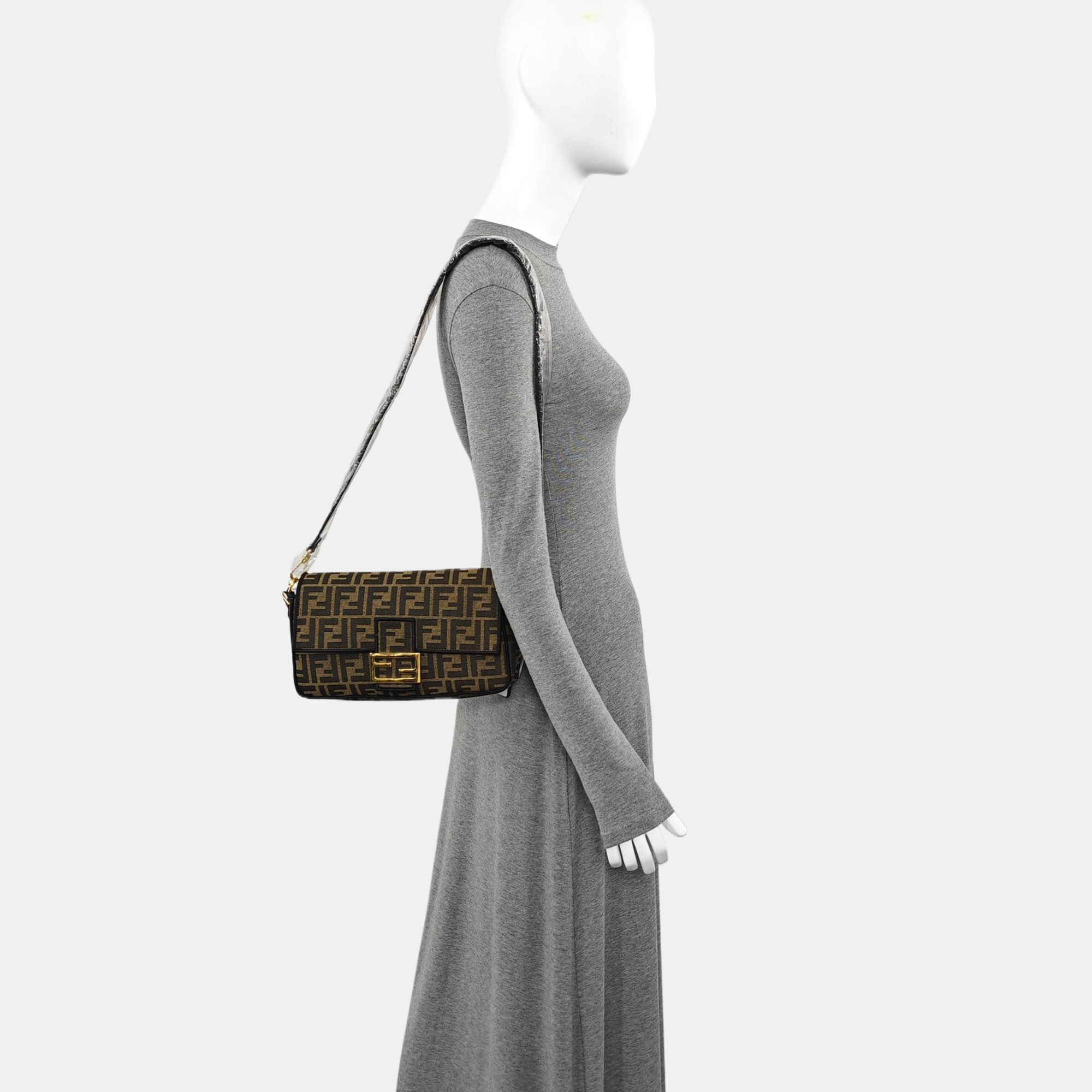 Baguette Medium Canvas Brown