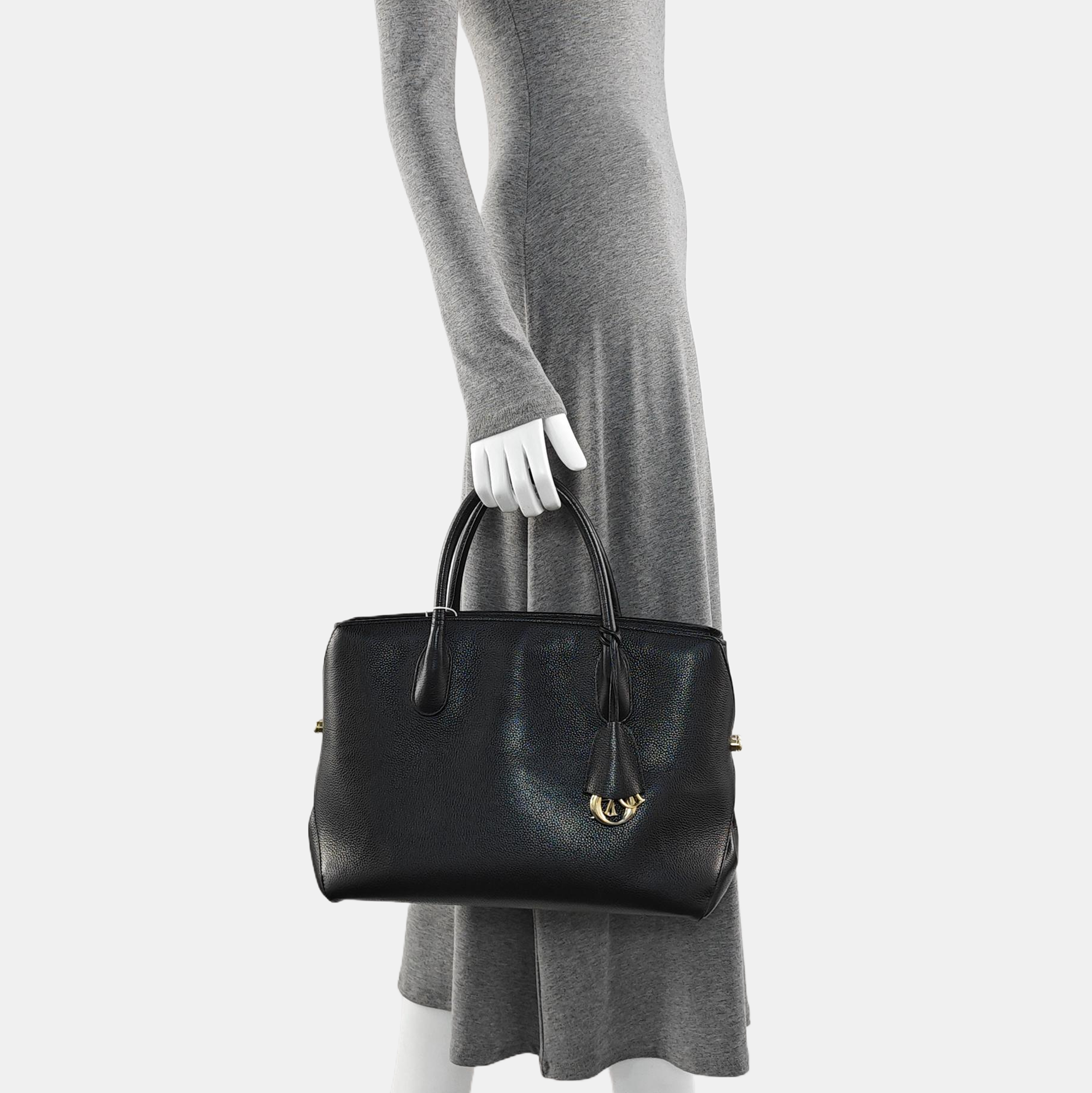 Bar Calfskin Black