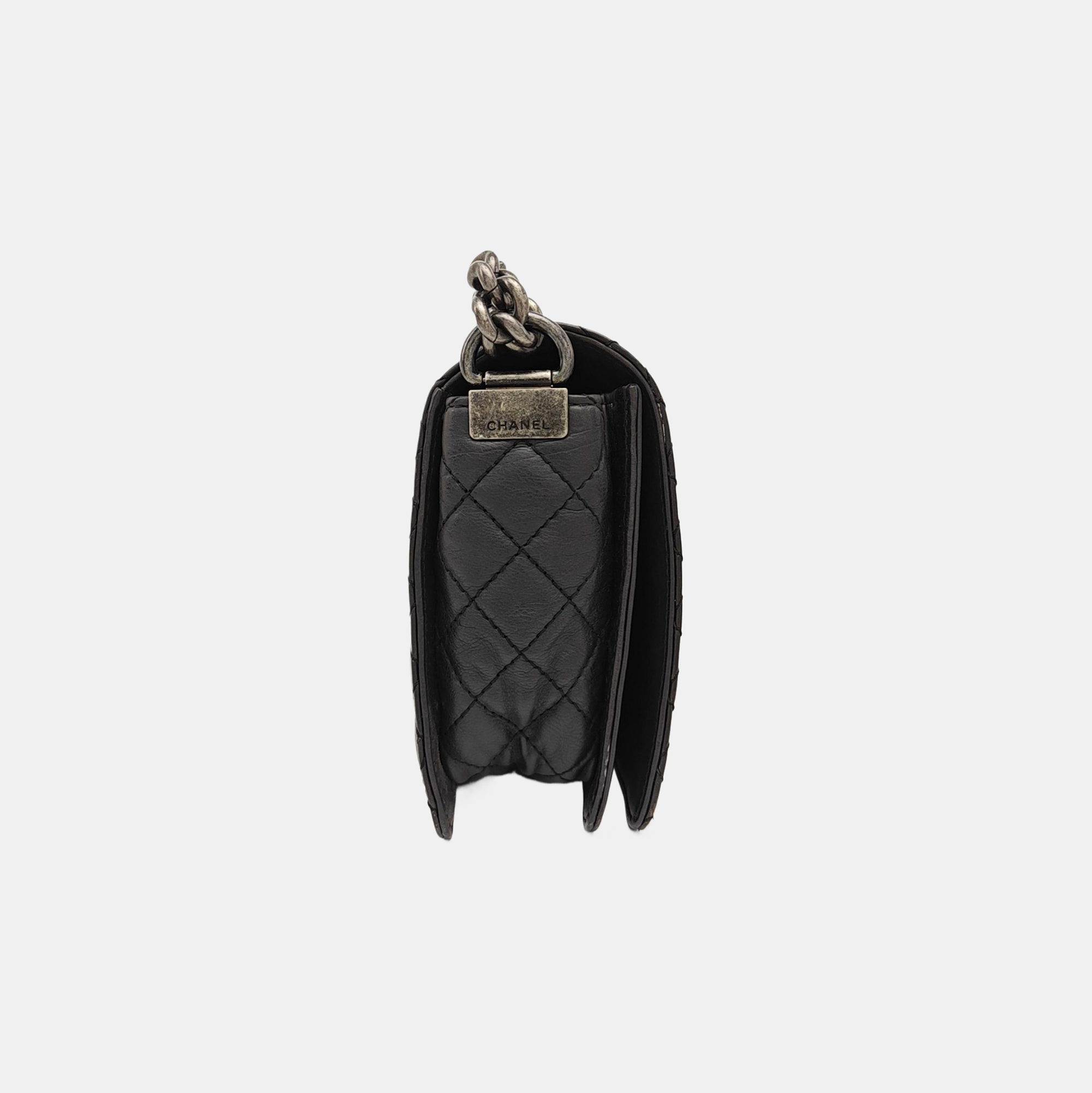 BOY CHANEL Large Quilted Calfskin Black